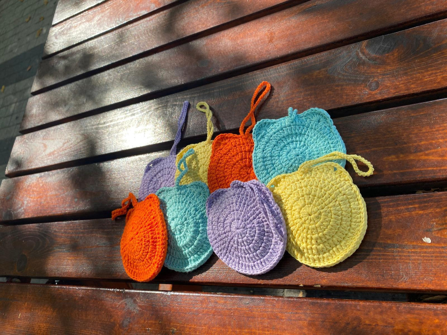 Handmade Crochet AirPods Case, 100% Cotton Yarn Earphone Pouch & Cute Bag Charm, Protective Cover Gift for Her