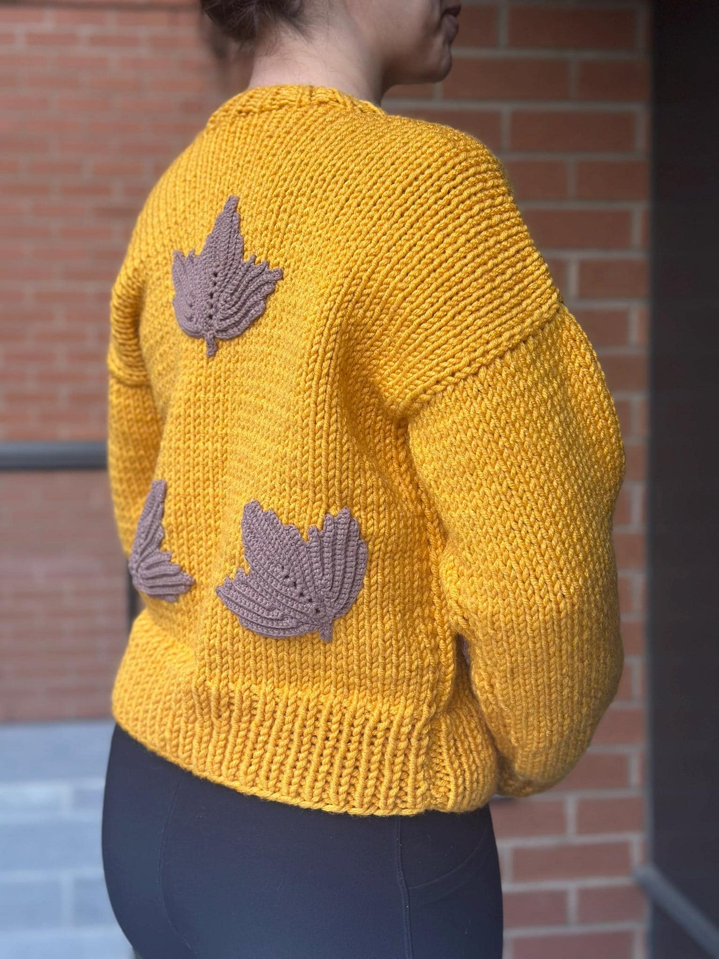 Hand-Knitted Maple Leaf Cardigan - 100% Cotton - Canadian Spirit, Leaf Embroidery Sweater, Crochet Canada Flag Gifts, Knitting