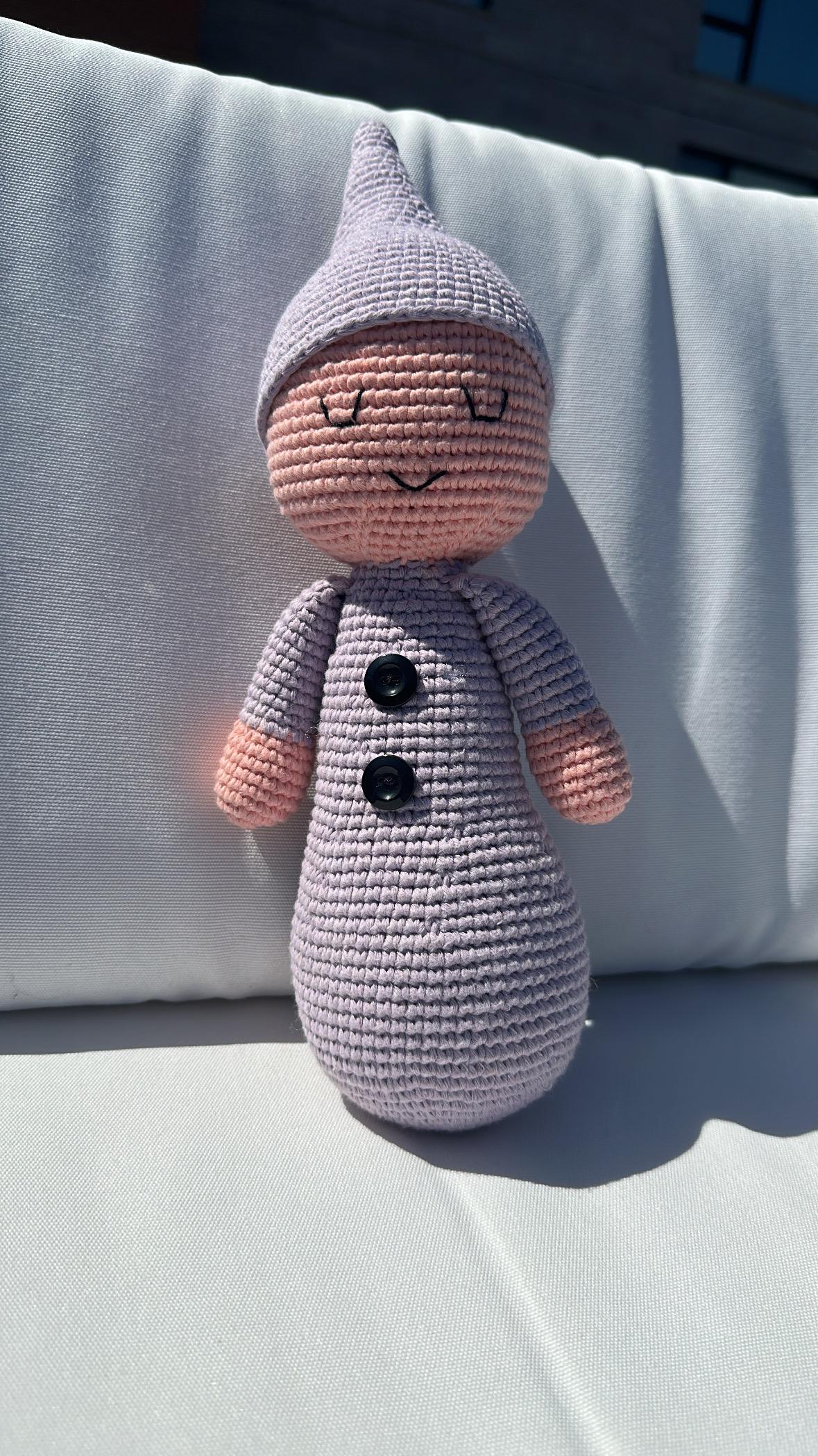Handmade Sleeping Baby Doll with Adjustable Hat, Cotton Yarn Baby Toy, Newborn Gift, Soft Crochet Doll for Nursery