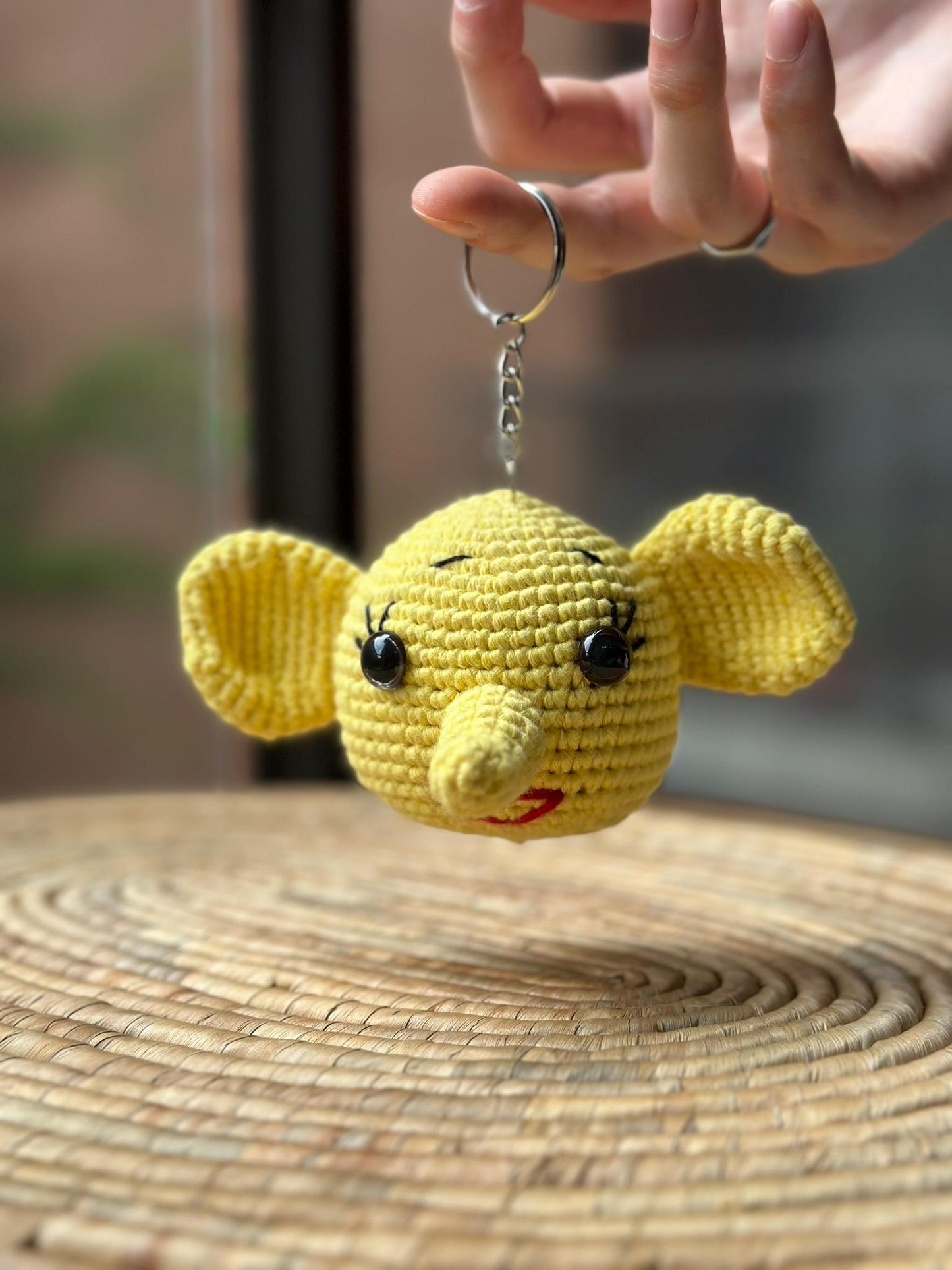 Handmade Elephant Keychain with Sound, Cotton Yarn Plush Keyring, Amigurumi Animal Bag Charm, Cute Elephant Gift