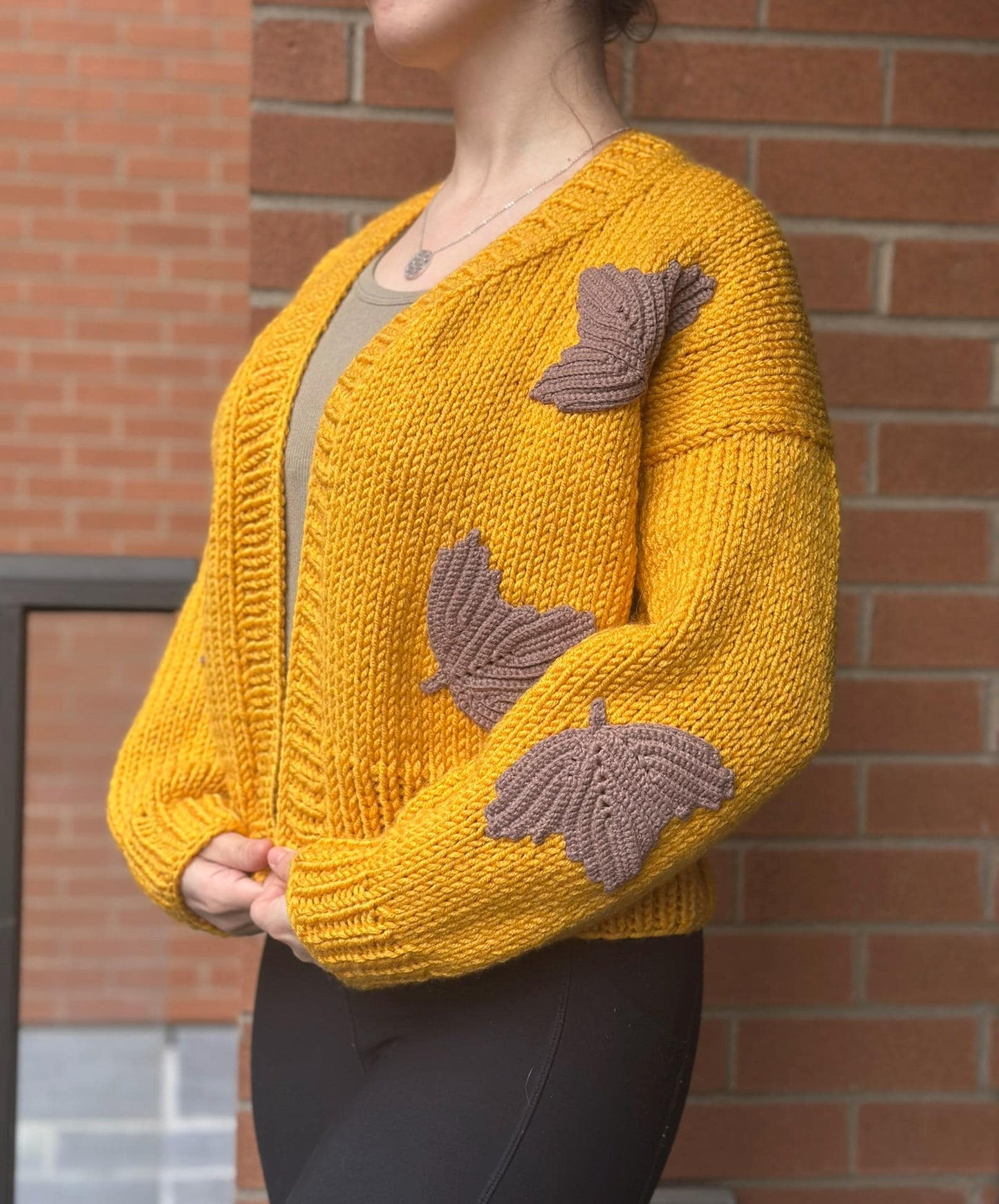 Hand-Knitted Maple Leaf Cardigan - 100% Cotton - Canadian Spirit, Leaf Embroidery Sweater, Crochet Canada Flag Gifts, Knitting