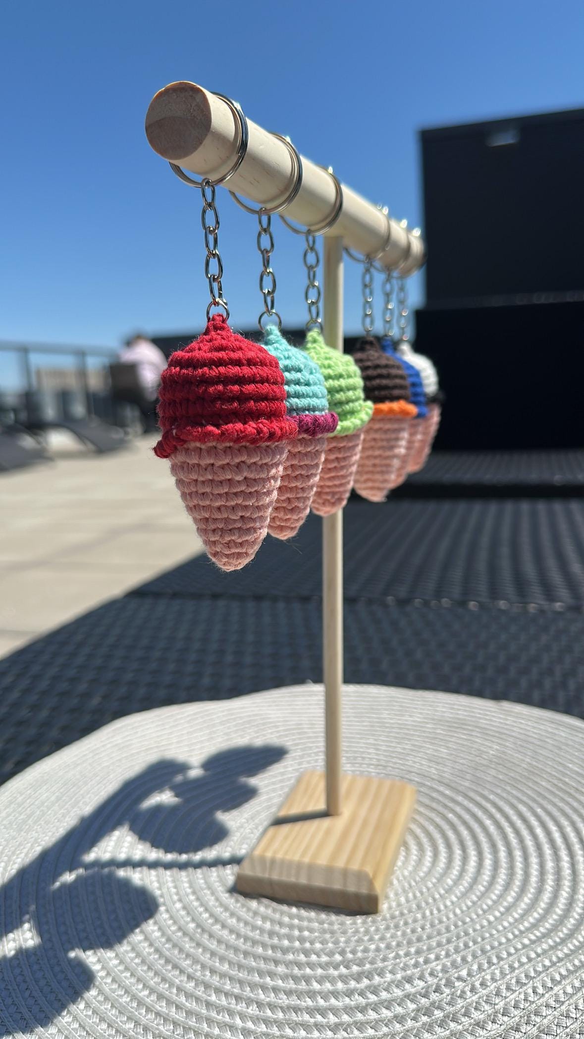 Handmade Crochet Ice Cream Keychain, Cute Cotton Yarn Charm in Assorted Colors, Fun Gift Idea, Small Bag or Key Ring Accessory