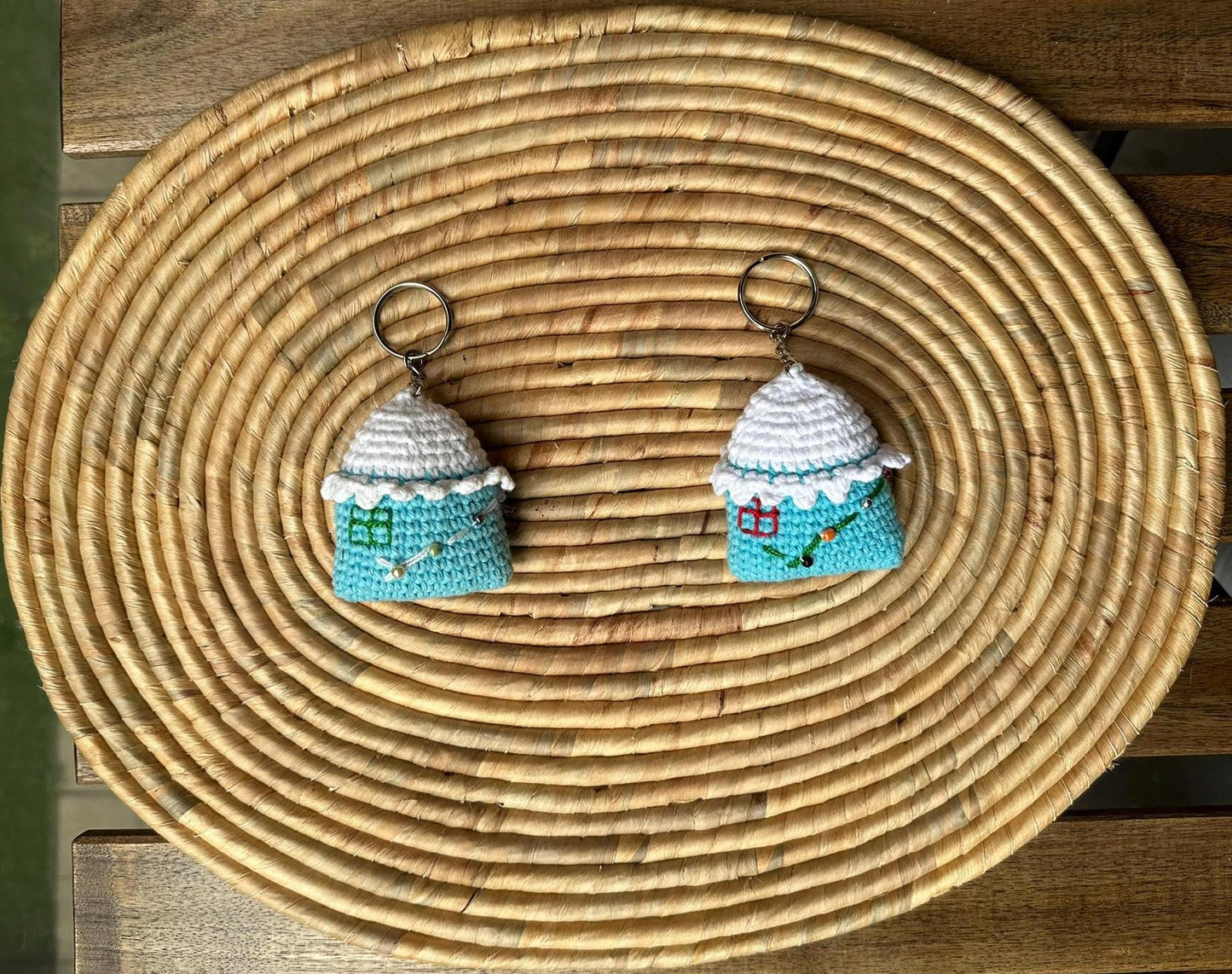 Charming Handmade Cotton Yarn House Keychains - Perfect Gift for Loved Ones
