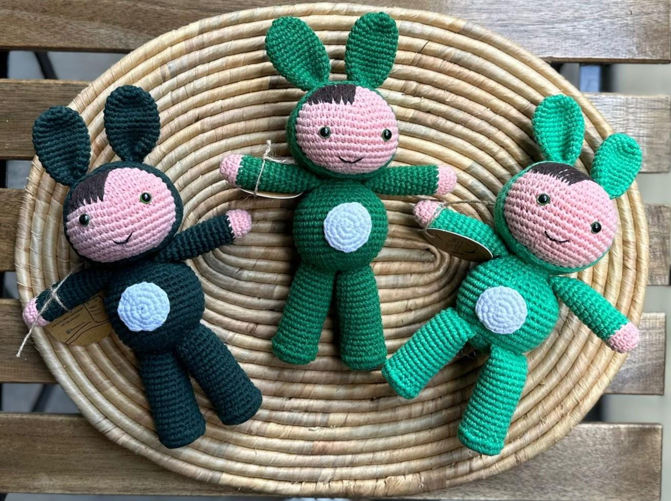 Handmade Crochet Bunny Doll, Soft Cotton Yarn Plush Toy, Eco-Friendly Baby Gift, Cute Knit Animal in 3 Color Options, Kids Gift
