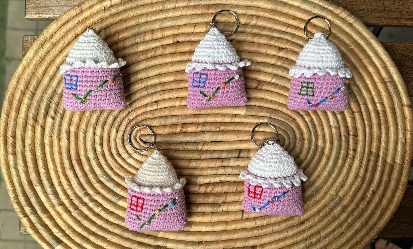 Charming Handmade Cotton Yarn House Keychains - Perfect Gift for Loved Ones