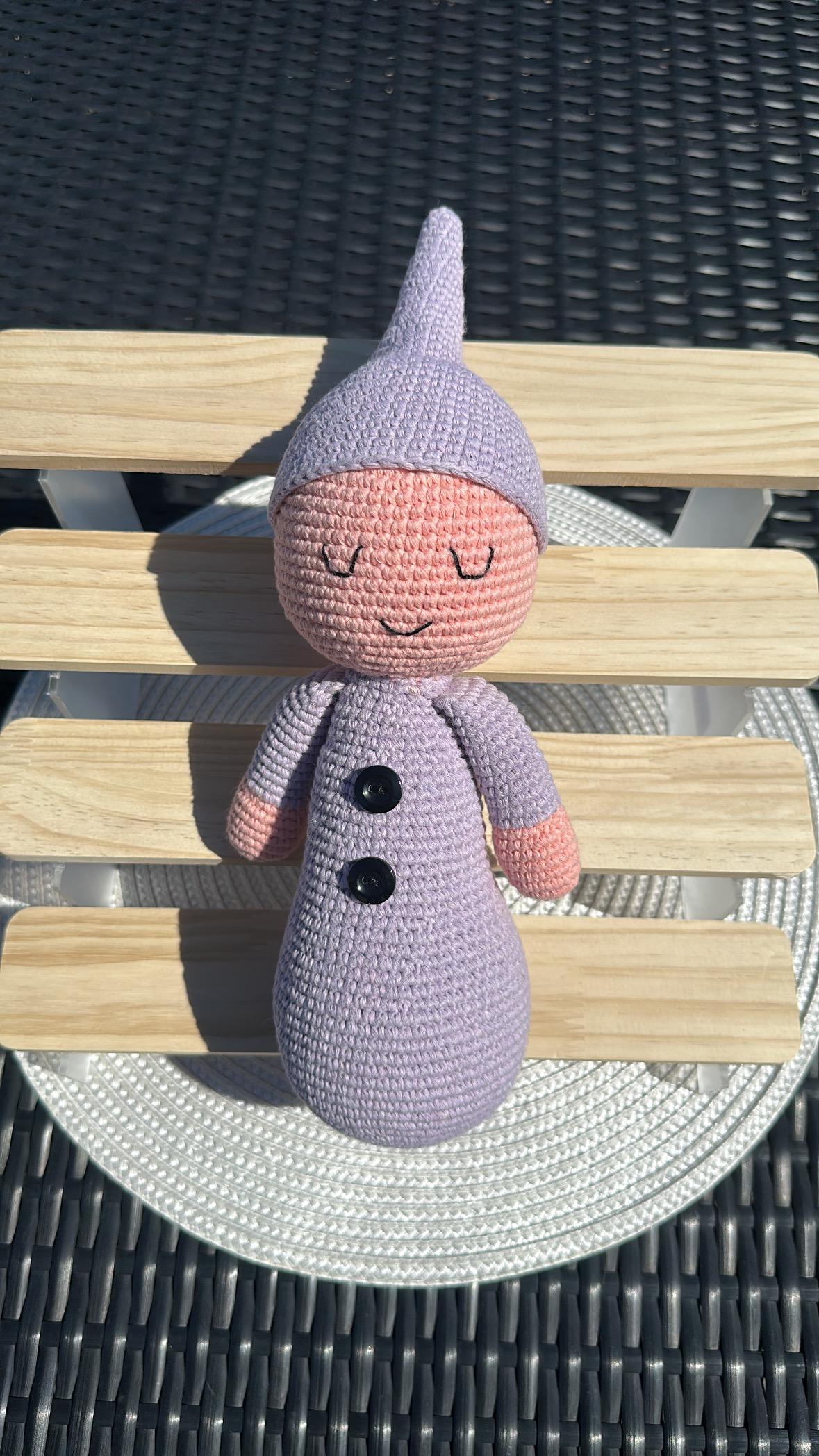 Handmade Sleeping Baby Doll with Adjustable Hat, Cotton Yarn Baby Toy, Newborn Gift, Soft Crochet Doll for Nursery